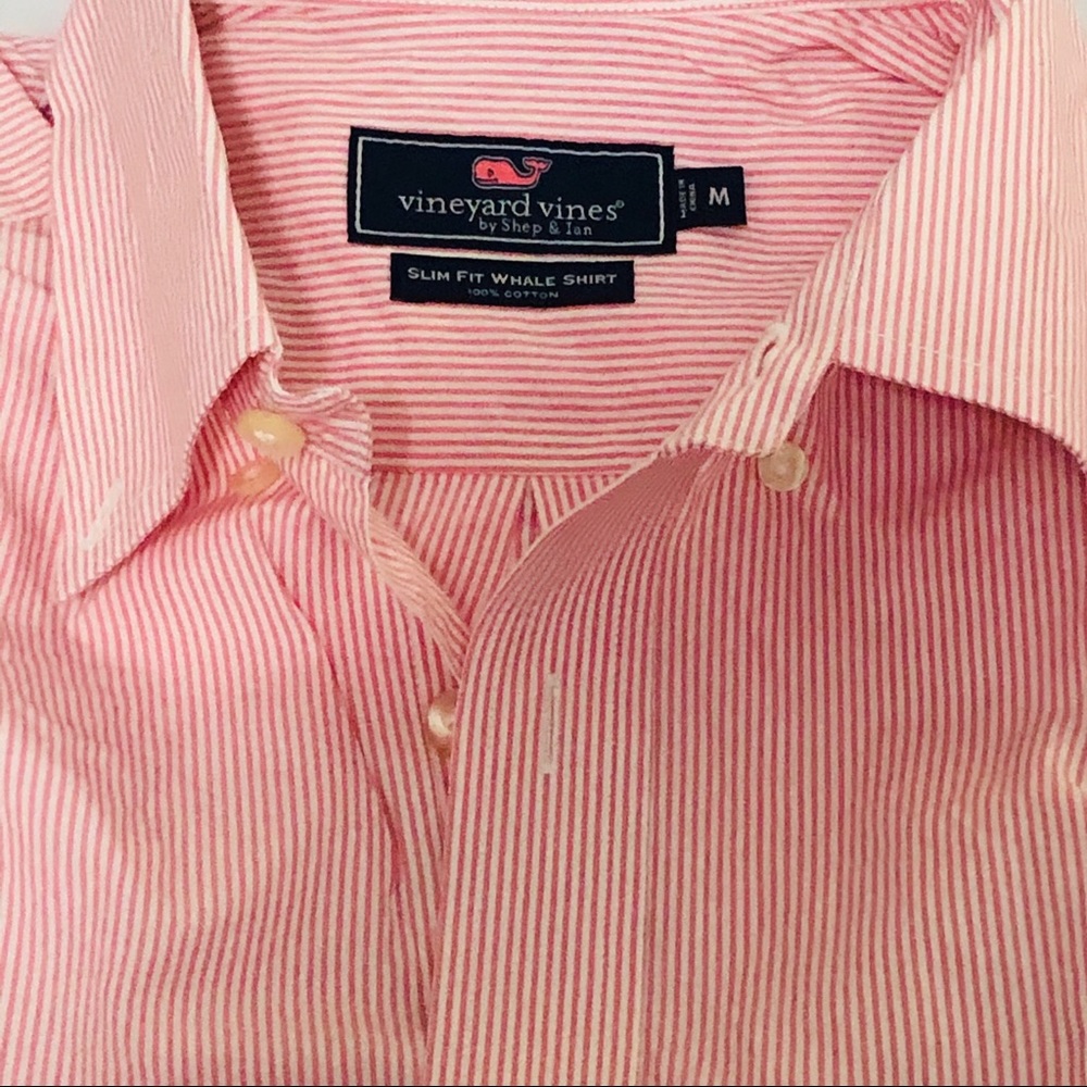 Vineyard Vines slim fit whale shirt. Medium